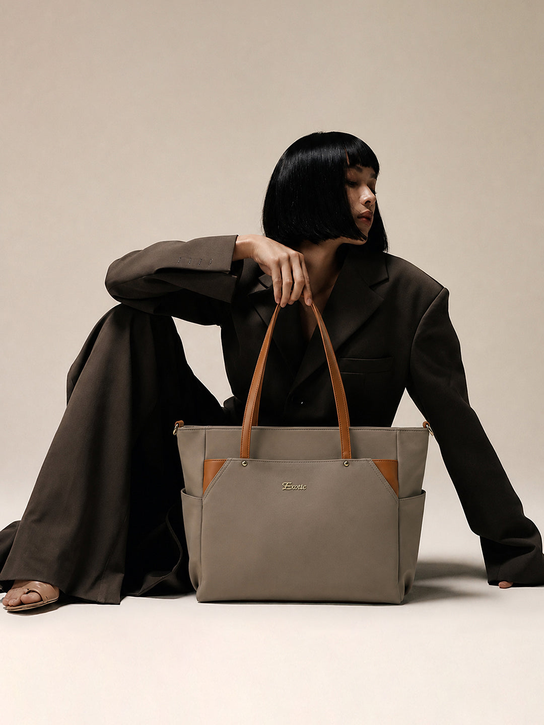 Exotic Women's Tote Bag with Crossbody Strap