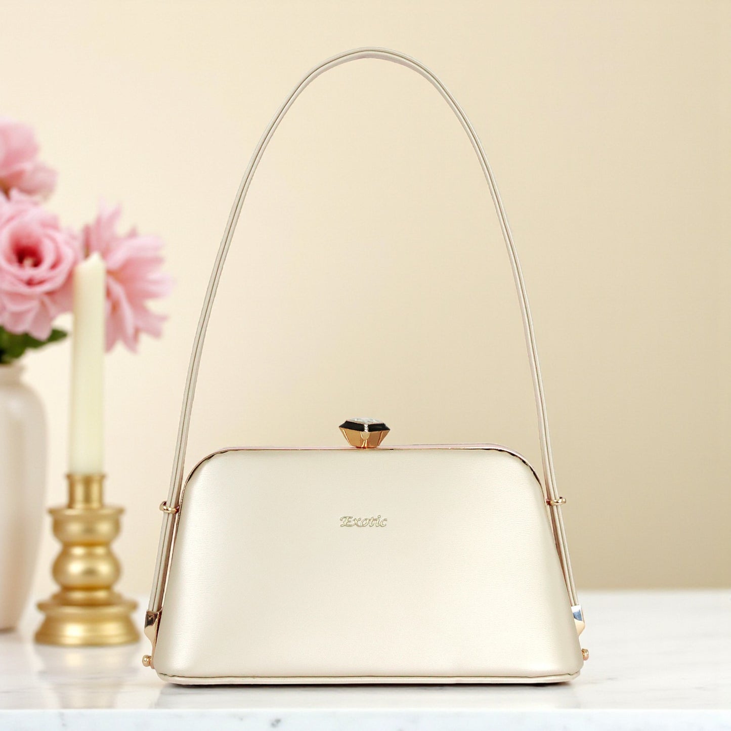 Clutch White