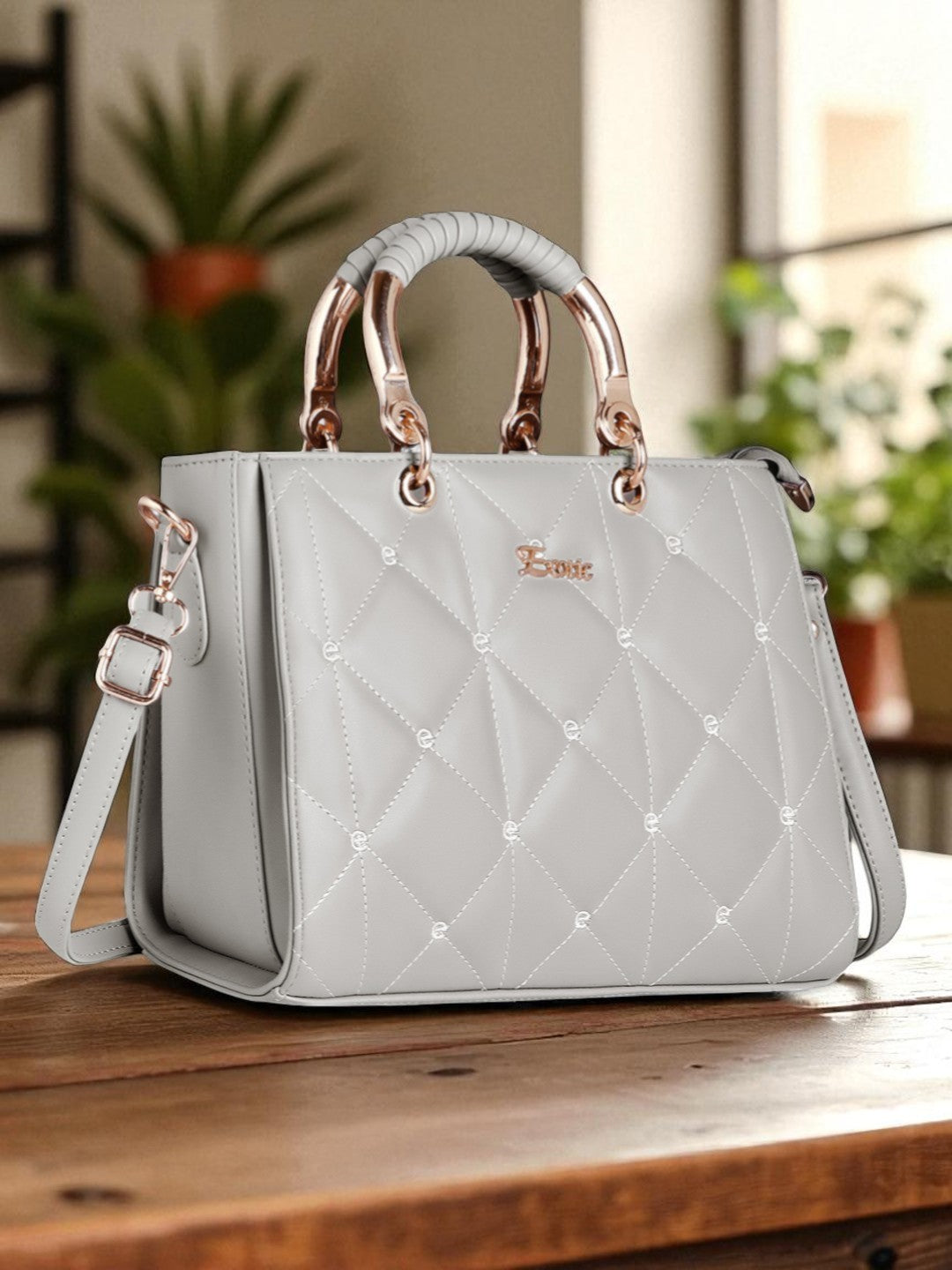 Hand_Bag_White
