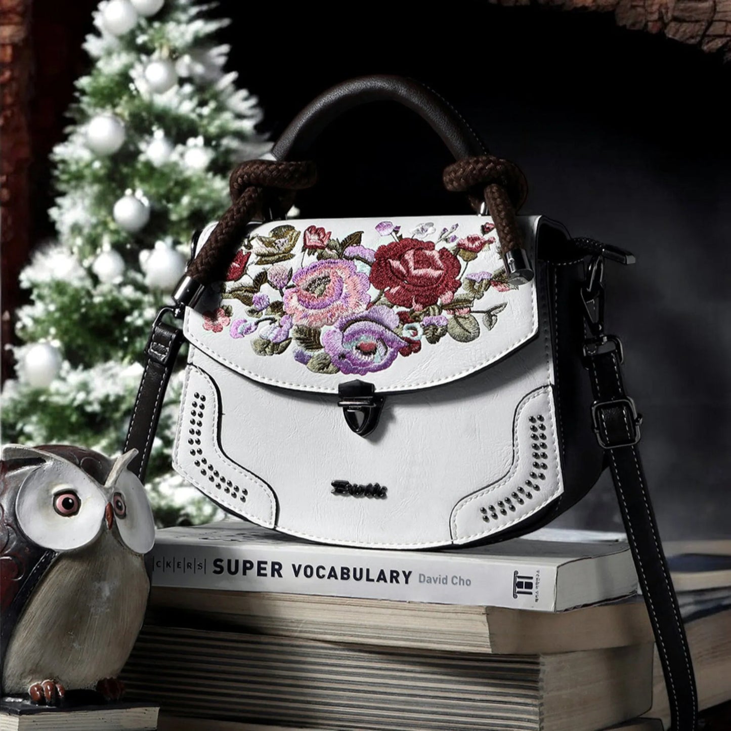 Sling bag White
