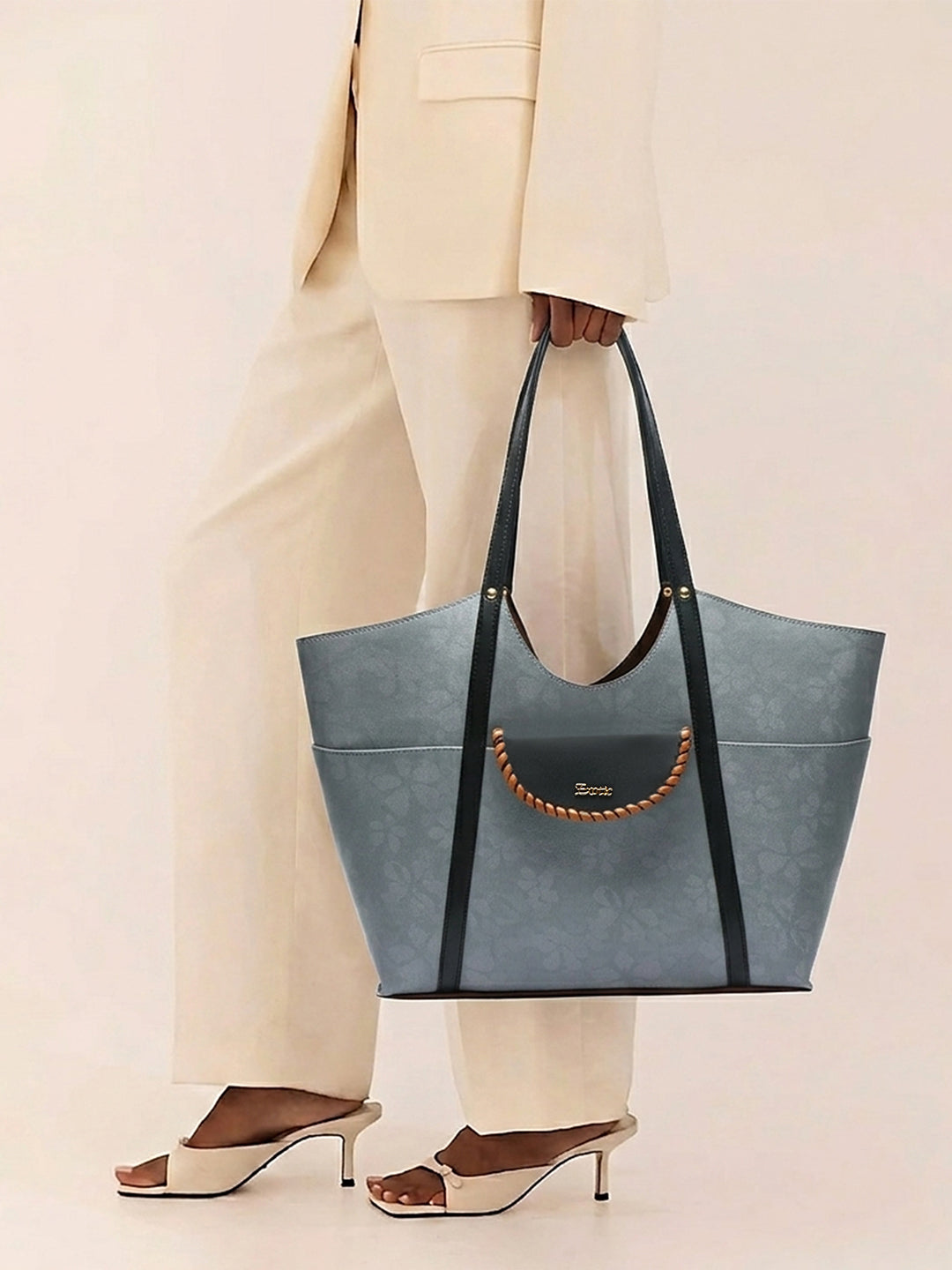 Exotic Veltrix Arc Tote Bag for Women