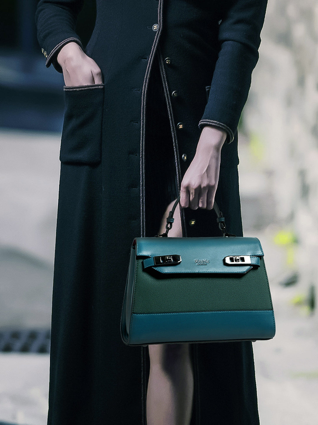 Exotic Dualtone Textured Handbag