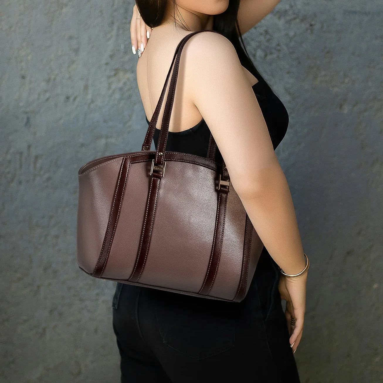 Elegant Dual-Tone Structured Tote Bag - exoticstore