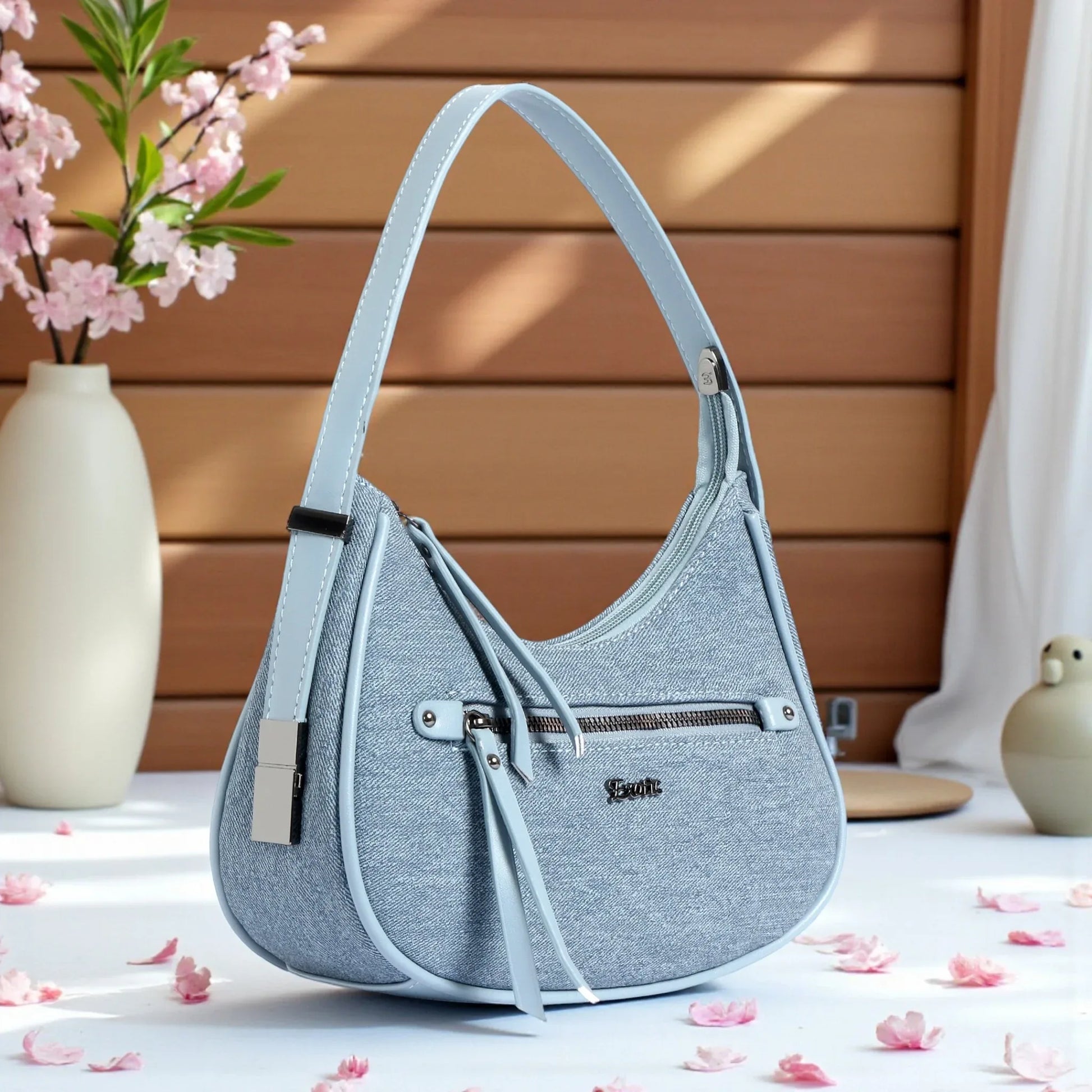 Crescent Baguette Bag - exoticstore