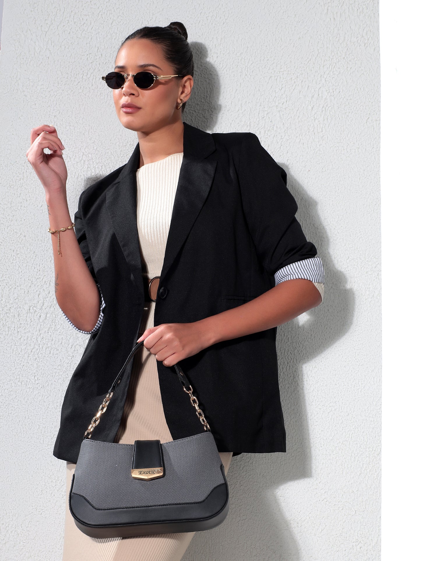 Exotic Stylish Handheld & Sling Bag