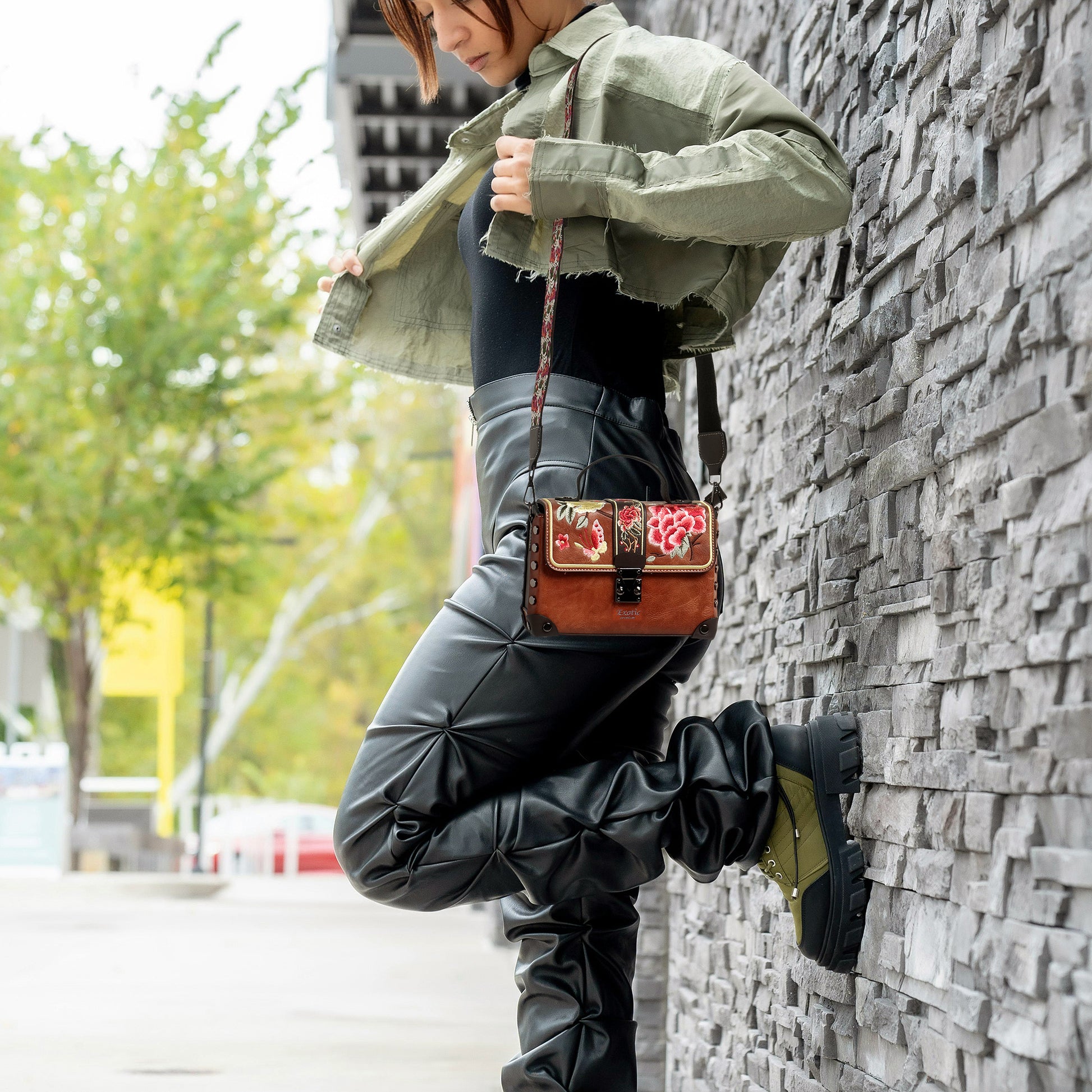Sling_Bag_Tan