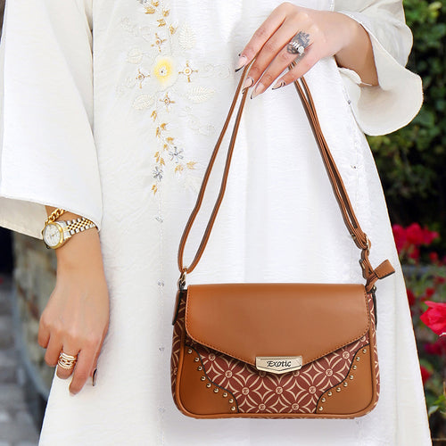 Sling bag Tan