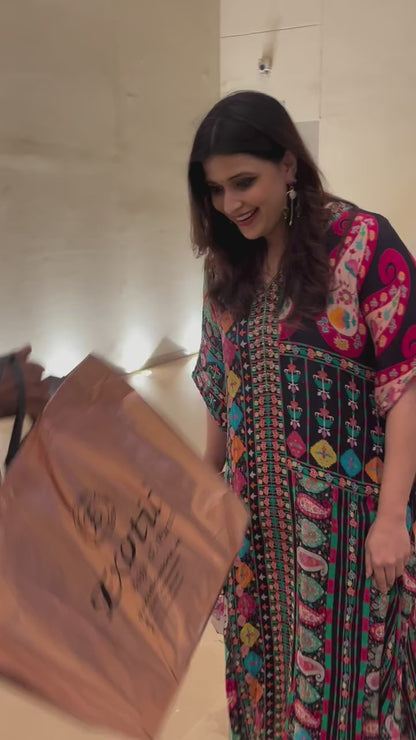 Exotic Customizable Premium Canvas Tote Bag – Work • Travel • Everyday Fashion